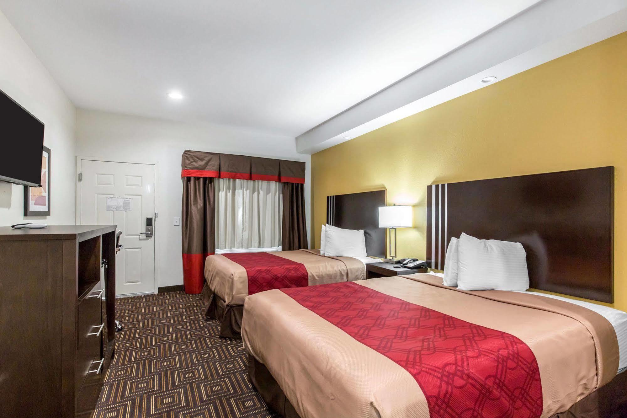 Scottish Inns & Suites Spring - Houston North Exteriör bild