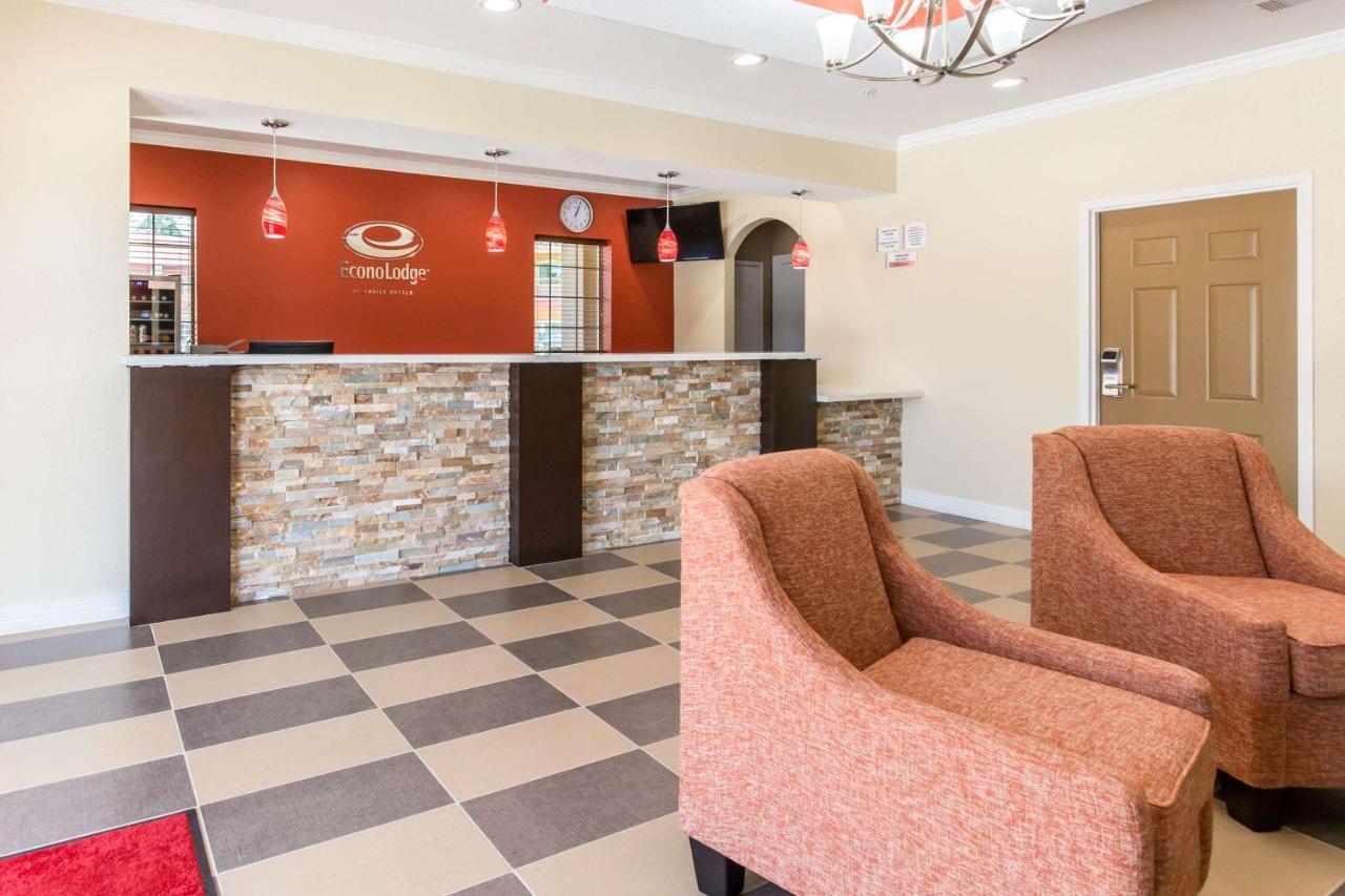 Scottish Inns & Suites Spring - Houston North Exteriör bild